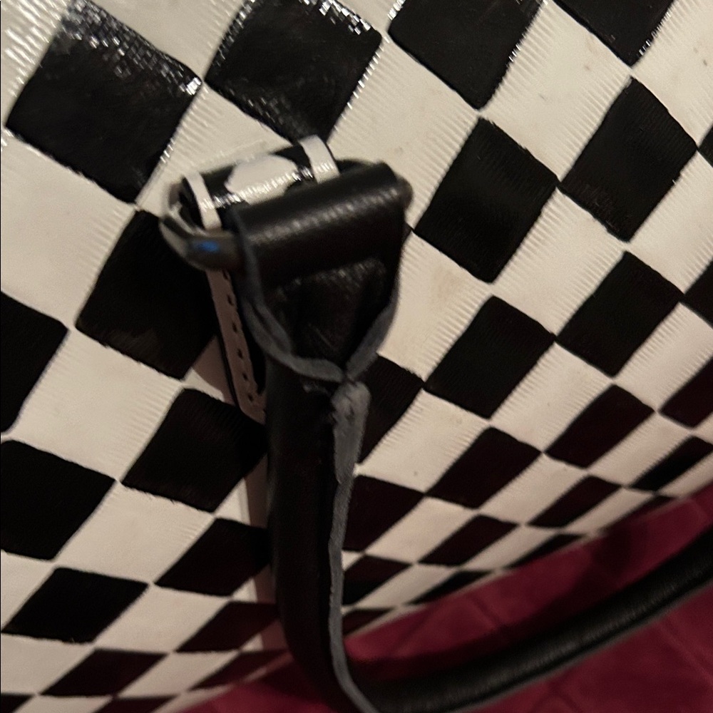 Western B&W Checkered Satchel - Picture 5 of 11